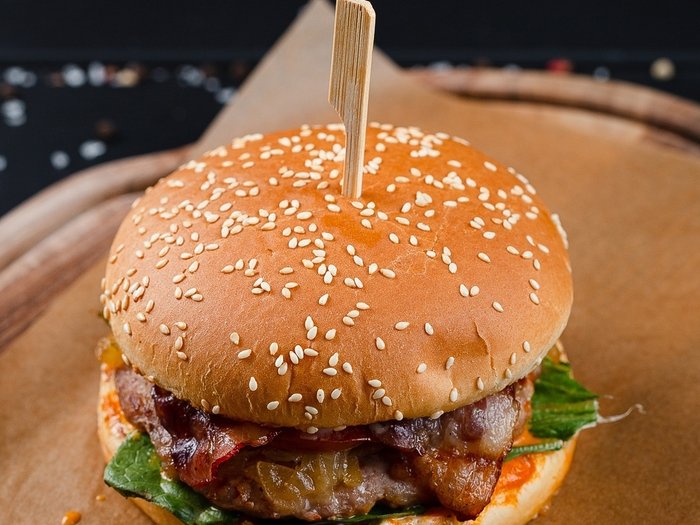 Бургер со свининой